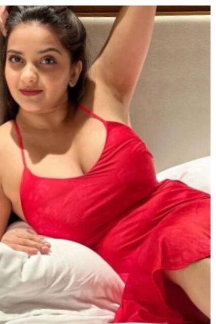 Professional escort services in Ajmeri Gate Delhi with trusted and discreet companionship